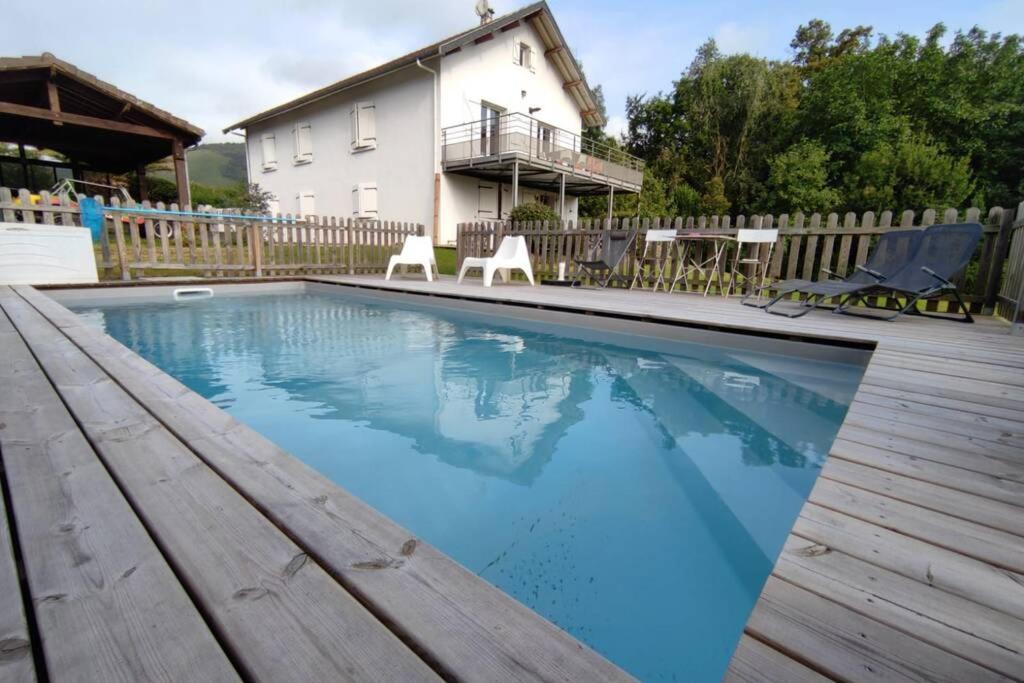 Appartement Au Calme Avec Vue Et Piscine Au Coeur Du Pays Basque Mauleon-Licharre Ngoại thất bức ảnh